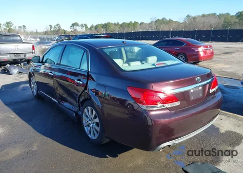 2011 Toyota Avalon Limited z USA, uszkodzony, nr VIN 4T1BK3DB6BU431269